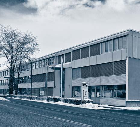 DIE STFW STELLT SICH VOR Die Schweizerische Technische Fachschule Winterthur - kurz STFW - wurde 1935 gegründet und ist eine nicht gewinnorientierte Stiftung.