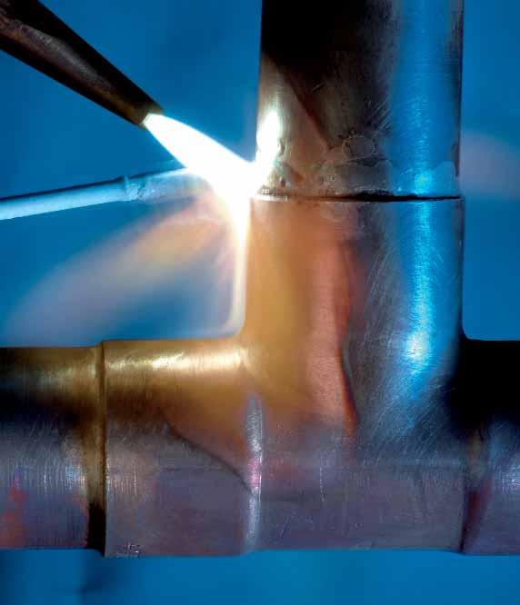 Oberflächenbeschichtung Flammspritzen wird zur Oberflächenbeschichtung metallischer und nichtmetallischer Werkstoffe verwendet.