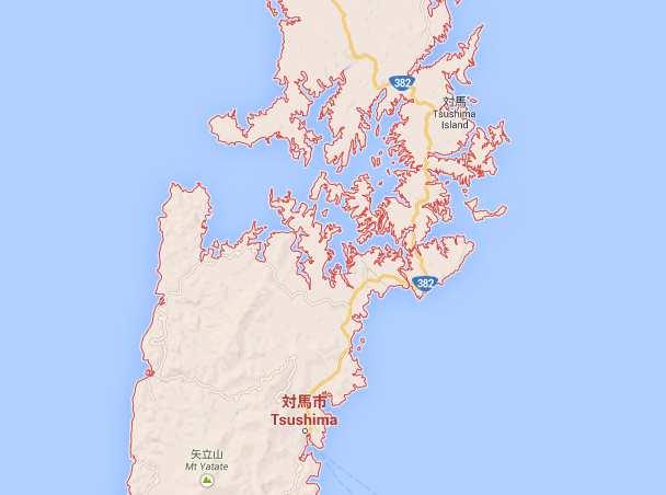 Die kürzeste Entfernung von der Insel zum Festland beträgt etwa 50 Kilometer. Dort liegt auch die südkoreanische Stadt Busan.