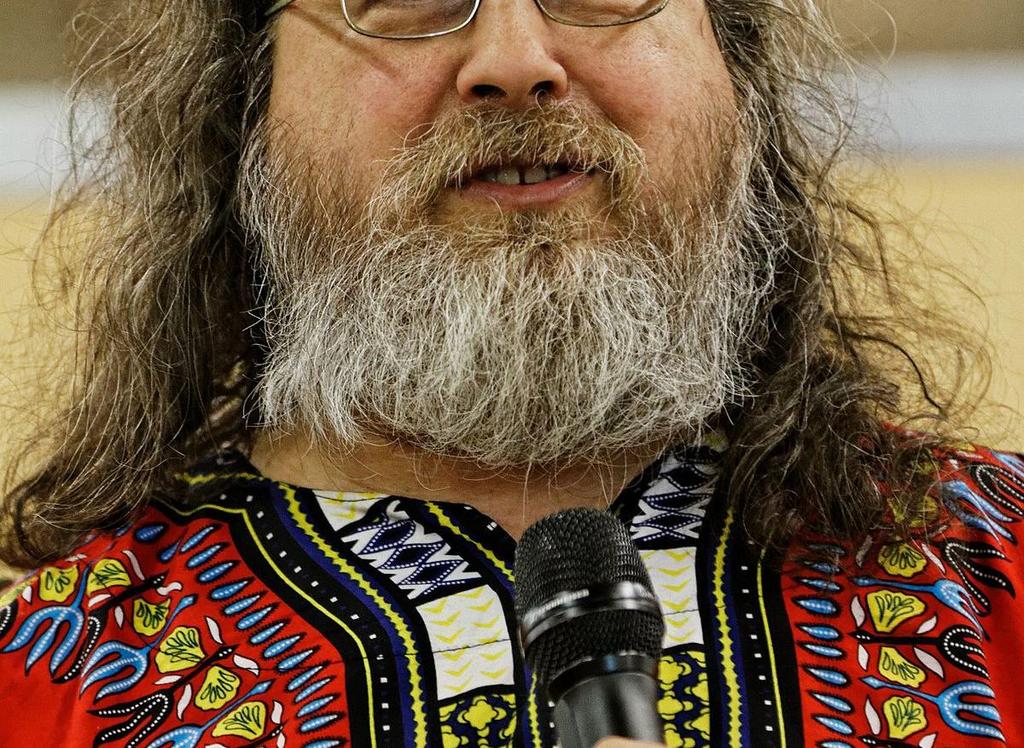 GNU PROJEKT GNU sollte ein freies Unix werden (Gnu is Not Unix)