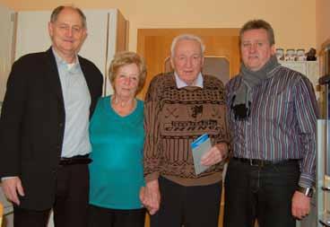 Franz Siegl, Bgm. Herbert Spirk und Theresia Kern Erich Rath, 80 Jahre Bei ausgezeichneter Gesundheit feierte Herr Erich Rath aus Loipersdorf 53, seinen 80. Geburtstag.