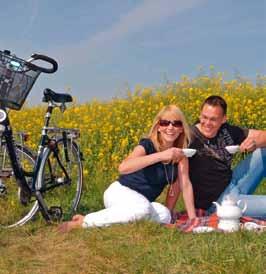 Nordsee grenzende Störtebekerland ist mit seiner weiten, flachen Landschaft wie geschaffen für ausgedehnte Radtouren.