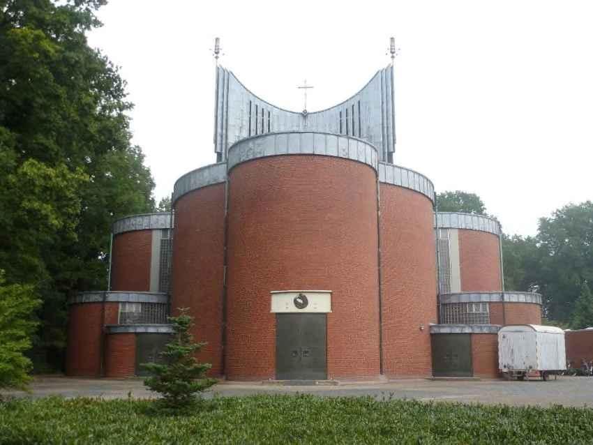 St. Johannes, Telgte Erstellung 1964 Umbau durch: Feja+Kemper, 2014-17 - Baudenkmal - Profanierung 2012 - Umnutzung und Umbau der Kirche zum
