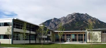 ALBERTA: Canadian Rockies Public Schools Dieser Schulbezirk liegt in der unvergleichlichen Berglandschaft der Rocky Mountains.