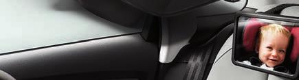 Mit verstellbarer Sitzschale, integriertem Hosenträger-Gurt sowie anpassbarer Kopfstütze (Abb. 02).
