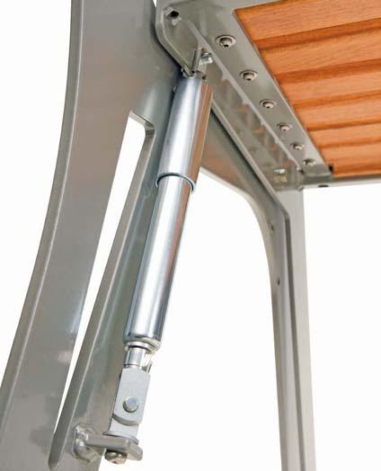 KOMFORT PLUS Ausführung: Stahl verzinkt und pulverbeschichtet Sitz-/Rückenfläche aus Robinien-Holz Material: Sitzahmen aus extra gehärtetem und abgerundetem Flachstahl und Rundrohr Maße: variabel