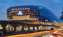 Hilton Frankfurt Airport Imposant und mit nur 15 Minuten Entfernung von der Innenstadt perfekt gelegen das ist das mehrfach ausgezeichnete Hilton Frankfurt Airport im faszinierenden THE SQUAIRE.