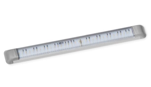 3 SCHUBKASTEN-/REGALBELEUCHTUNG Die patentierten LED-Leuchten können an Schubkastenmodulen oder Regalen