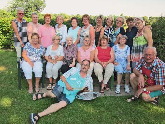 August waren alle aktiven und ehemaligen Gartenmitglieder ab 70 Jahre zu einem geselligen Nachmittag eingeladen.
