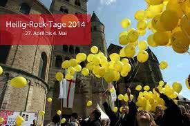 Aus Kirche und Welt Heilig-Rock-Tage 2014: Synode trifft Bistumsfest Bistum Trier lädt zu Heilig-Rock-Tagen 2014 ein Das Bistum Trier lädt 2014 wieder zu den Heilig-Rock-Tagen nach Trier ein.