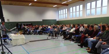 Trauma-Fach-Tag Am 16. November gab es den 3. Trauma-Fach-Tag in Bad Fredeburg. Er wurde vorbereitet von den Frauen-Beratungs-Stellen in Meschede und Olpe und der Johannesbad- Klinik in Bad Fredeburg.