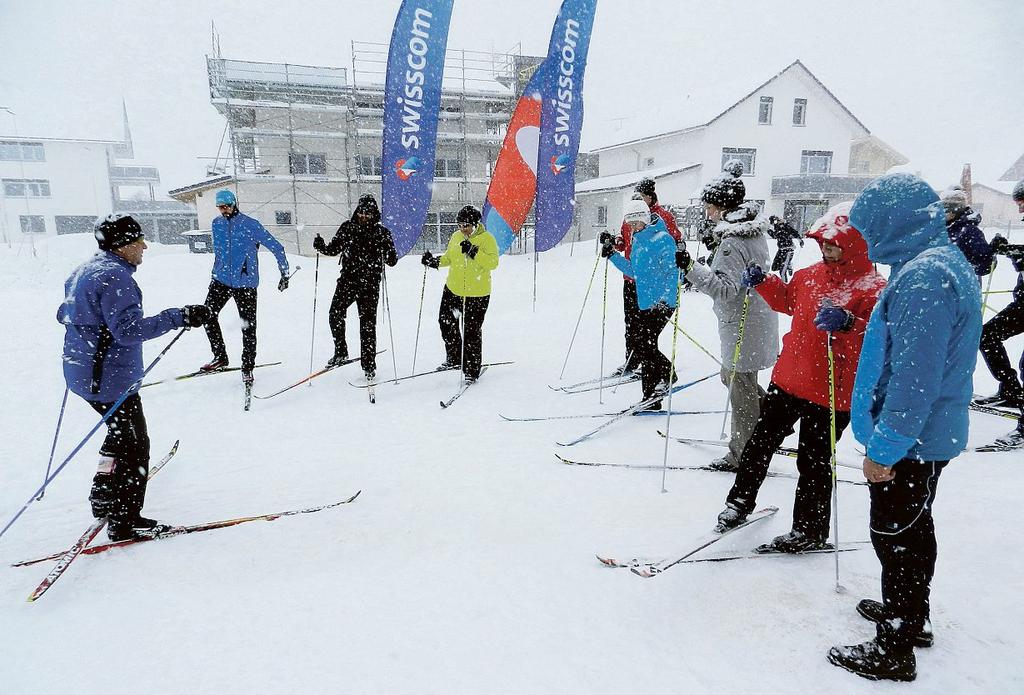 Breitensport 12 LANGLAUFERLEBNIS AN EINEM HOCHWINTERTAG Swiss-Ski organisierte in diesem Winter zusammen mit dem Verband Schweizer Langlaufschulen bereits zum 17. Male die Swisscom Nordic Days.