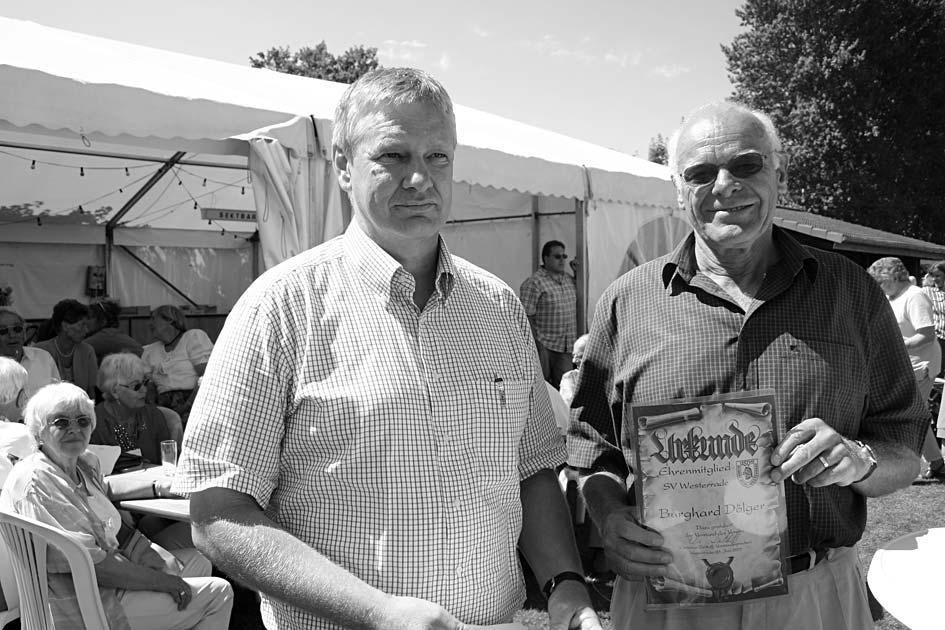 Sportnachrichten 2005 /2006 Westerrades ehemaliger Bürgermeister Burghard Dölger wurde Ehrenmitglied des SV