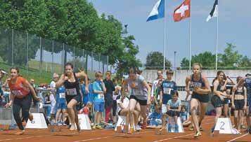 Ausgabe 20 Seite 5 Am längsten Tag um den Titel rennen Muurmer Sporttage 2014 In diesen Jahren finden die beliebten Leichtathletikwettkämpfe am Midsommer-Wochenende auf dem Loorenareal statt.