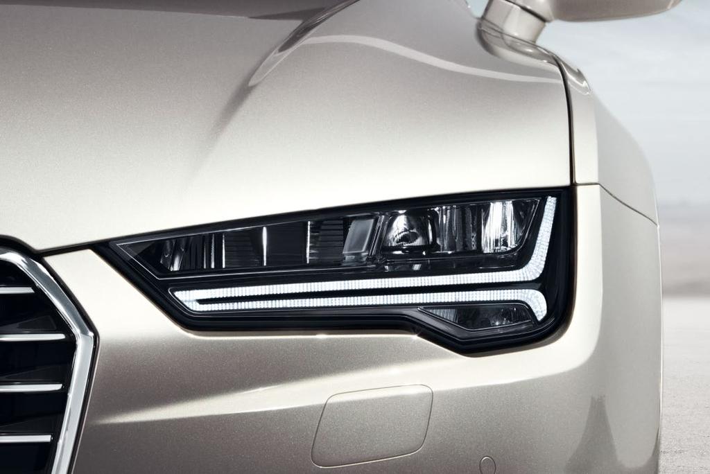 Audi Matrix LED-Scheinwerfer Lichtblick. Die optionalen Audi Matrix LED-Scheinwerfer verfügen über eine tageslichtähnliche Lichtfarbe.