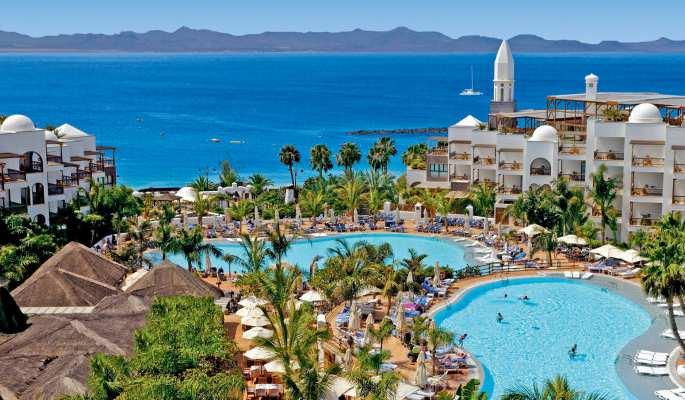 Hotel Parque Tropical ***(*) Gran Canaria ab CHF 920.00 z.bsp. 19.09. 26.09.18 Doppelzimmer, Frühstück Princesa Yaiza Suite Hotel***** Lanzarote ab CHF 1569.00 z.bsp. 22.09. 02.10.