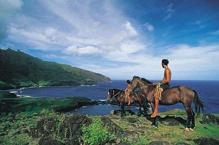 MARQUESAS NUKU HIVA HIVA OA WORLD-TRAVEL.NET RUNDREISEN ZU DEN SCHÖNSTEN INSELN DES GLOBUS TRAUMREISE MARQUESAS 7 TAGE / 6 NÄCHTE ab 3.995 Linienflüge Linienflüge ab Papeete zu den Marquesas Inseln.
