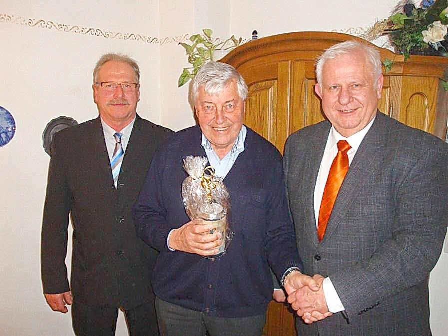30 Jahre war Josef Hack in der Gemeinde Pettwstadt ehrenamtlich kommunalpolitisch tätig, davon viele Jahre an der Spitze der Gemeinde Pettstadt. Vor kurzem feierte er seinen 75. Geburtstag.