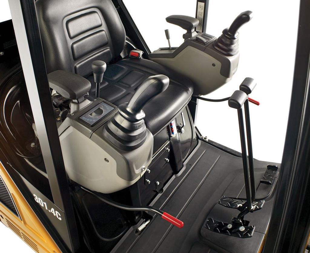 Produktiver Komfort Geräumige Arbeitsumgebung, ergonomisch angeordnete Bedienelemente Arbeitsumgebung Beim Cat 301.4C hat der Fahrer einen geräumigen, komfortablen Arbeitsplatz.