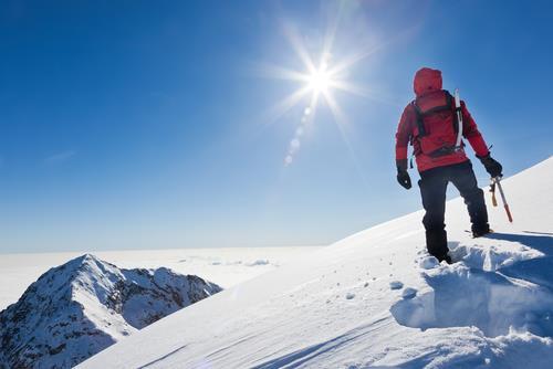 Definition Wandern ist Gehen in der Landschaft.