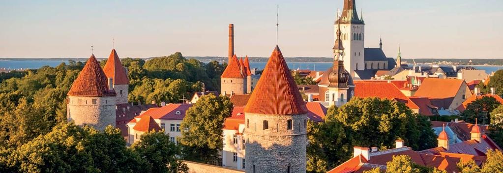 Blick über Tallinn, das ehemalige Reval LITAUEN LETTLAND ESTLAND Das Baltikum und seine Bernsteinküste Warum nicht einmal die drei Länder des Baltikums mit ihren einzigartigen Kultur- und