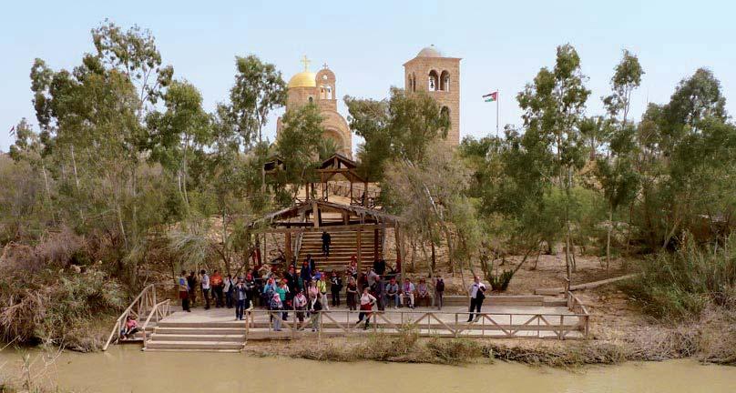Ihr direkter Draht: 0711/619 25-42 Taufstätte Jesu am Jordan Reiche Auswahl auf dem Basar nach Mukhawir, der ehemaligen Herodesfestung Machärus, hoch oberhalb des Toten Meeres gelegen, auf der