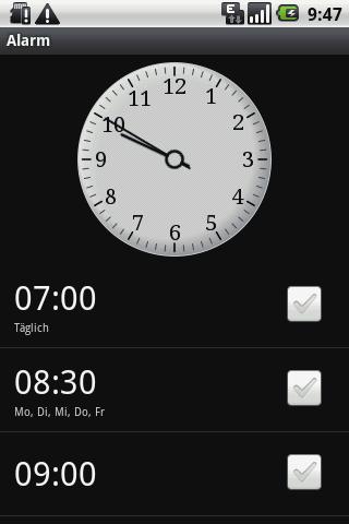 Bildschirm Alarmliste 1 2 3 1 Zeigt die aktuelle Zeit an.