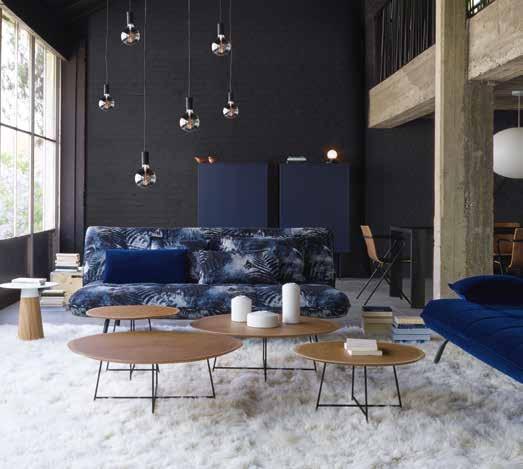 Für die Designer ähnelt ihr Sofa ihrer Geburtsstadt: Einfach, entspannt, praktisch veranlagt und modern. Liegefläche Breite 141 cm, Länge 201 cm mit einfachem Klappmechanismus.