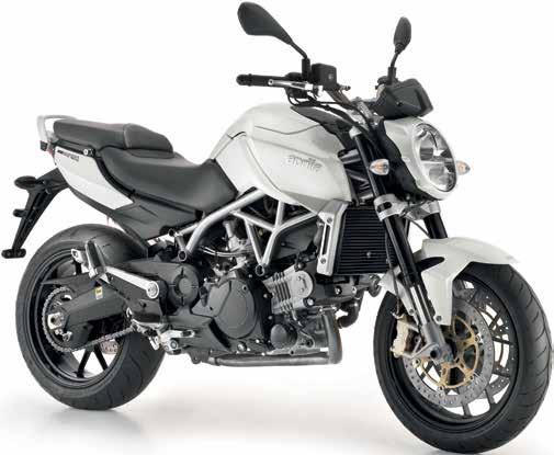 MANA 850 ABS BIANCO GLAM NERO APRILIA Zubehör (Optional): Tankabdeckung, Tankrucksack, Hecktasche, Windschild verstellbar, Motorradabdeckung, Koffersystem, Hauptständer V-90 2-Zylinder 4-Takt-Motor,