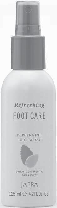 Peppermint Foot Spray Fußspray mit Pfefferminz Ein hellgrünes belebendes und kühlendes Spray-Gel, dass die Haut weich macht und Füße und Beine erfrischt.