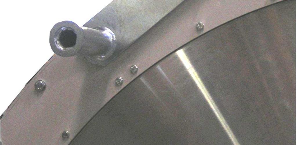 Vor dem Einsetzen des Planhobels in die Grundmaschine, müssen Sie den Sicherungsbolzen für die Hobelabstützung nach oben drehen (Bild links) Sicherungsbolzen Stützgabel Entfernen Sie den