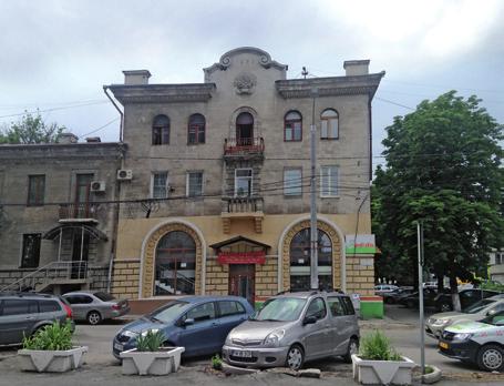 eberhard-schöck-stiftung jahresbericht 2013/2014 Modernisierung der Berufsausbildung 32 Sehenswürdigkeiten ist die Kleinstadt Cricova im Zentrum von Moldau, ca. 15 km nördlich von Chişinău gelegen.