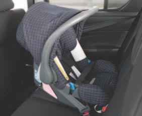 Befestigung im Auto per Dreipunkt-Sicherheitsgurt, rückwärts blickend, optimaler Schutz beim Seitenaufprall, Fünfpunkt-Gurt- System, inkl. Kopfunterstützung für Babys bis zu einem Alter von ca.