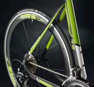The carbon frame offers an excellent stiffness to weight ratio and great comfort, which saves you power for the