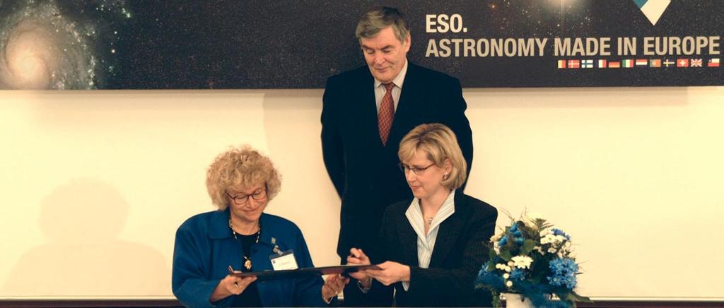7.Juli 2004 Finnland tritt der ESO