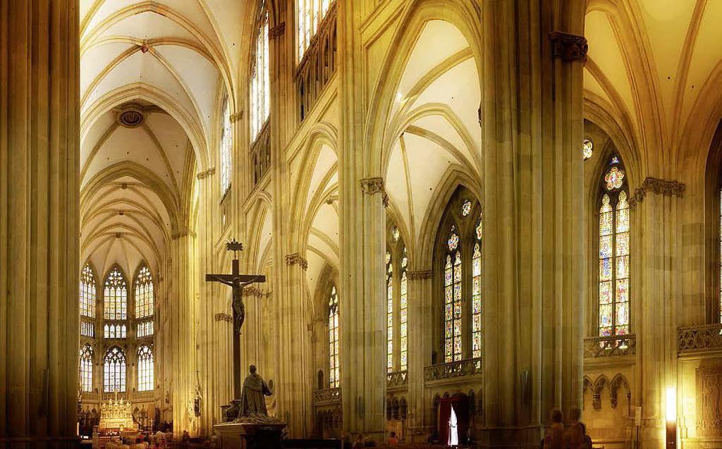 Peter, ist die bedeutendste Kirche der Stadt und Kathedrale des Bistums Regensburg.