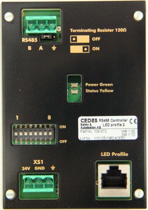 RS485 Auf der Oberfläche des Steuergerätes befinden sich drei Steckverbindungen: LED Status (gelb) LED Power (grün) 76 mm Abbildung 3: Steuergerät RS485 Nr Bezeichnung 108 mm Typ 42 mm LED Status