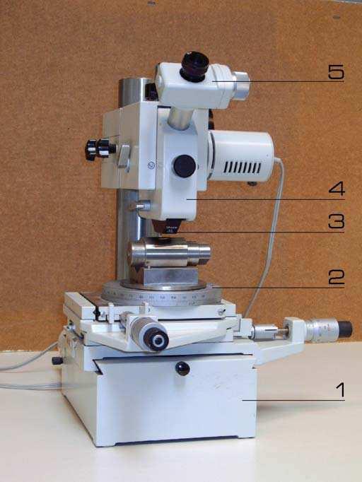 Messprinzip Das Lichtschnittmessgerät ist ein Messmikroskop, das nach dem Lichtschnittverfahren von Prof. Schmaltz arbeitet.