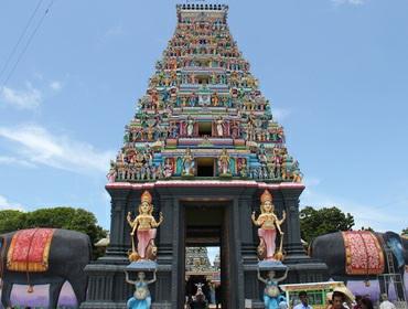 4. Tag: Jaffna - Hauptstadt des Nordens Sie fahren heute nach Jaffna, das an der Nordspitze Sri Lankas liegt. Von hier aus ist es nur ein Katzensprung nach Indien.