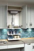 Elektrischer Oberschranklift Verti Küche mit Komfort Patentiertes elektrisch stufenlos höhenverstellbares Liftsystem mit 3 Böden Für den Einbau in neue und alte Oberschränke, CE-zertifiziert Senkt