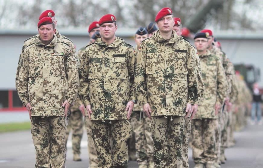 BUNDESWEHR Schrumpft Bundeswehr auf unter 150.000 Soldaten? Wie viele Soldaten wird die Bundeswehr künftig haben? Laut einem Bericht prüft das Verteidigungsministerium, die Gesamtzahl unter 150.