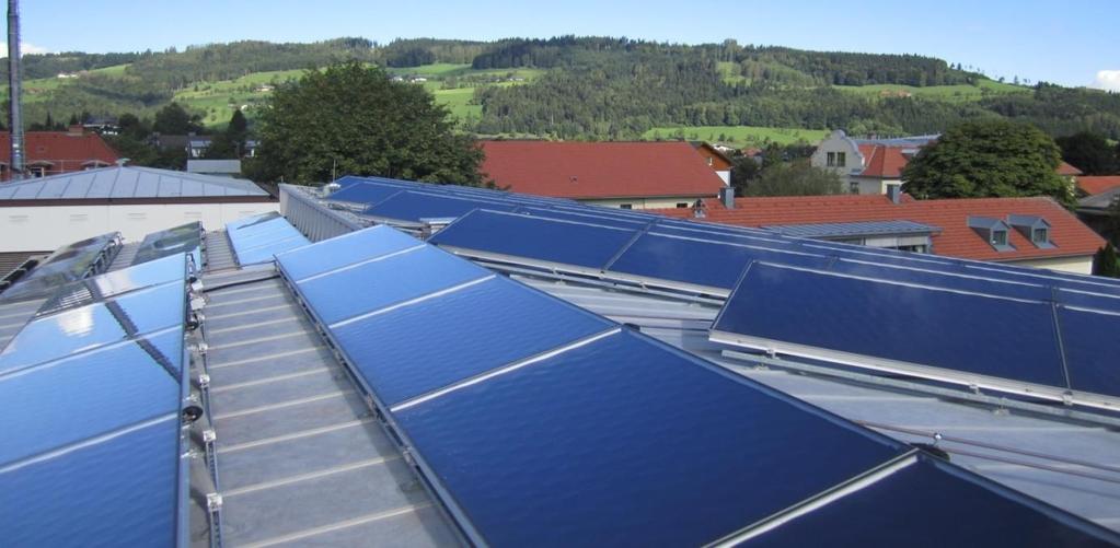 Die Neigung der Kollektorfelder beträgt 17. Die Solaranlage substituiert dabei den Energieträger Biomasse (Sägerestholz, Holzspäne, Holzstaub, Industrie- und Waldhackgut).