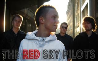 Seite 2 The Red Sky Pilots Promo-Kit Biographie Bitte klappen Sie das Kinn hoch und stellen Sie das Rückgrat senkrecht! The Red Sky Pilots sind vier junge Himmelsstürmer.
