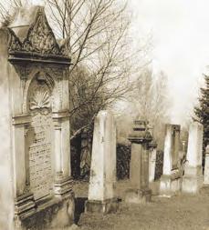 Der jüdische Friedhof an der Schwimmbadstraße Nachdem der alte Friedhof am Kupferhammer keine neuen Gräber mehr aufnehmen konnte, richtete die jüdische Gemeinde 1869 an der Schwimmbadstraße einen