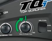 TSM unterstützt bei der Beschleunigung auf rutschigen Oberflächen, ohne zu schlingern, Spinouts und Verlust der Kontrolle. TSM verbessert außerdem drastisch die Bremskontrolle.