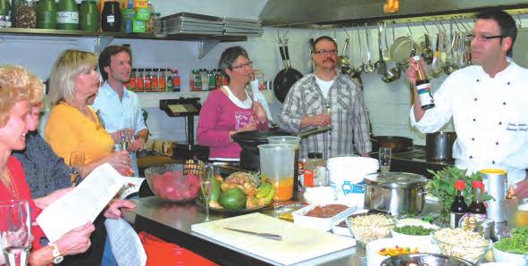 Bruchsaler Kulinarium. Seit 1989 lädt Heribert Schmitt einmal im Monat zum Bruchsaler Kulinarium. Seine Gäste sind Menschen, die Freude am Kochen und Genießen haben.