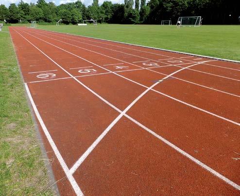 Ich lerne Leichtathletik Mittel- und Langstreckenlauf Zu den Mittel- und Langstrecken wird alles über 400 m gezählt. Mittelstrecke: 800 m, 1.500 m, 1.000 m Langstrecke: 5.000 m, 10.