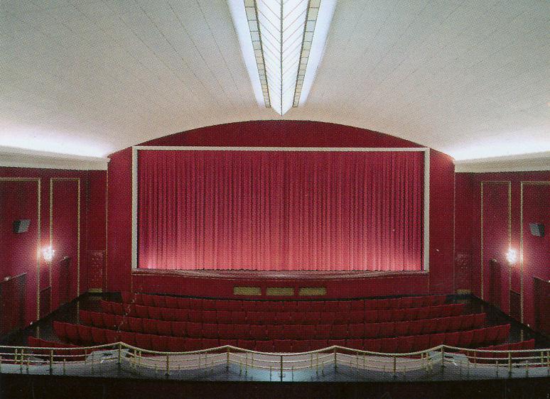 auditorium 2 RIO Filmpalast BA federnd gelagert RA