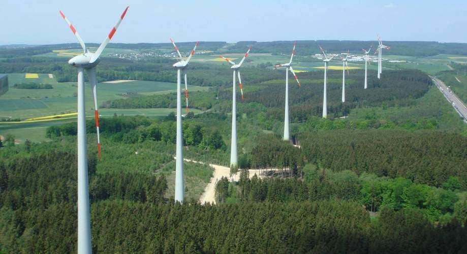Referenzen Wind-Projekte im Wald -Standort: Kisselbach, Rheinland-Pfalz Inbetriebnahme: Oktober 2006 / März 2007