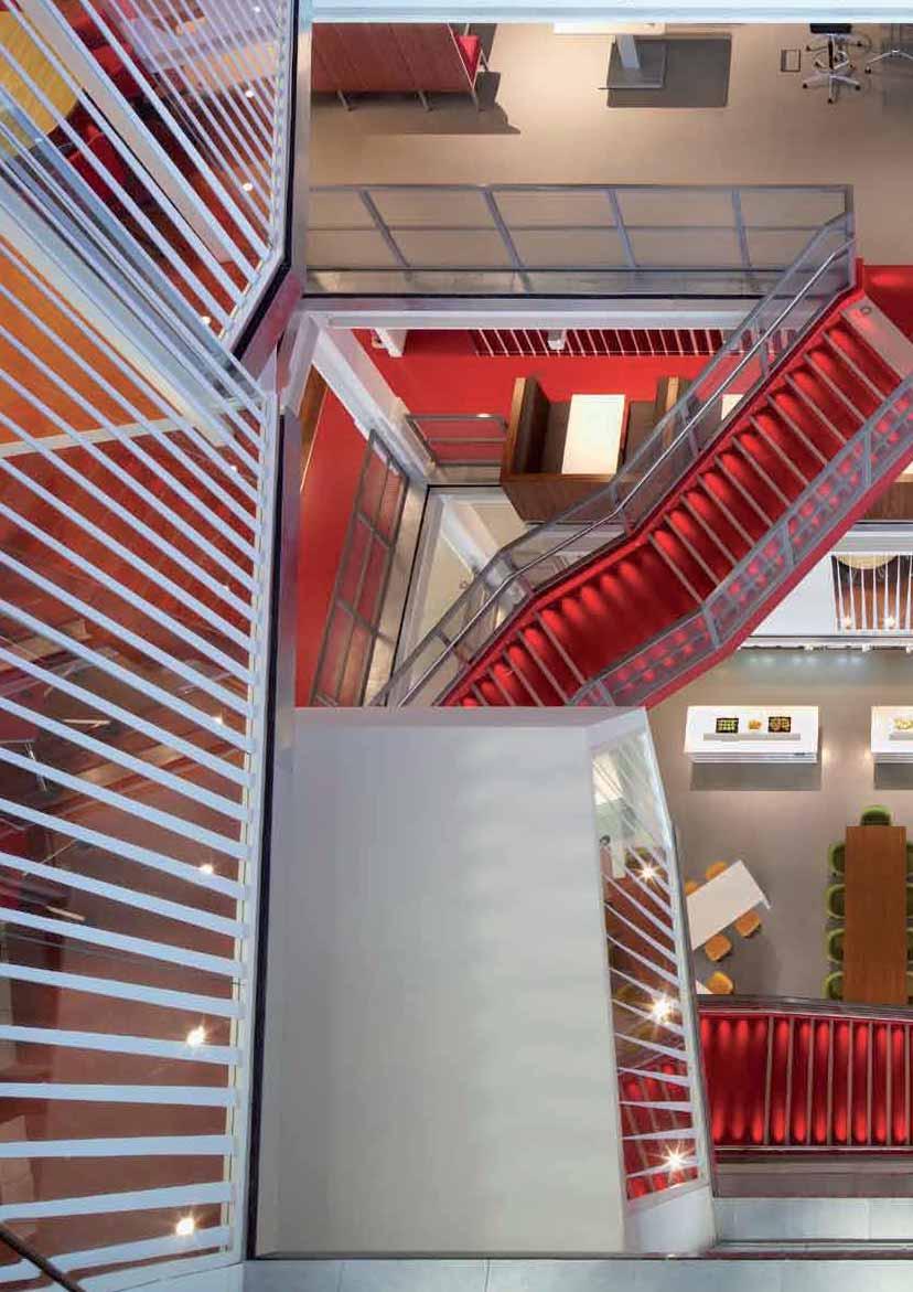 Treppenlösungen 65 Treppenlösungen Individuellen Anforderungen in Treppenhäusern begegnen wir mit maßgeschneiderten Lösungen: Von der robusten norament Formtreppe mit